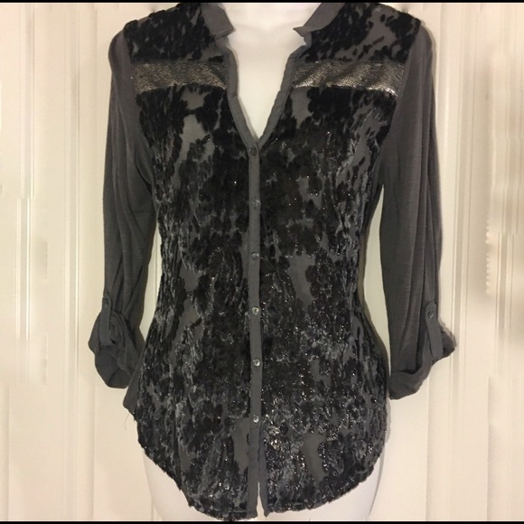 Anthropologie Tops - TINY by Anthropologie. Gray 3/4 sleeve blouse